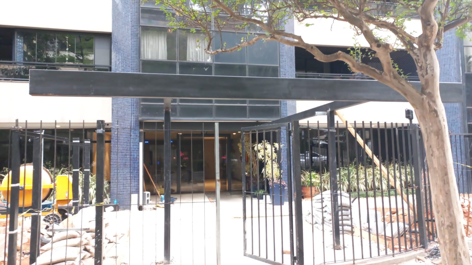 Retrofit fachada e área comum