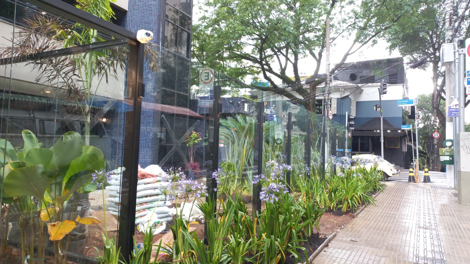 Retrofit fachada e área comum