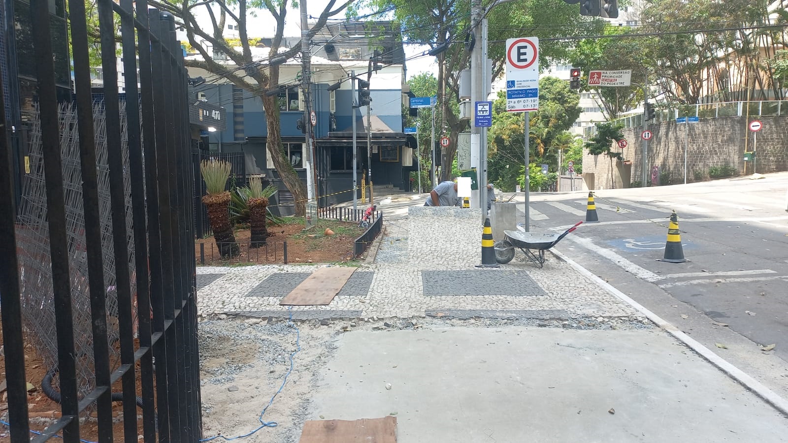 Retrofit fachada e área comum